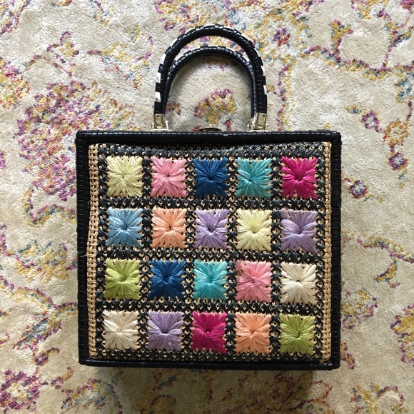 Donna Handbags - Vintage Plastic Straw Crochet Tote Handbag